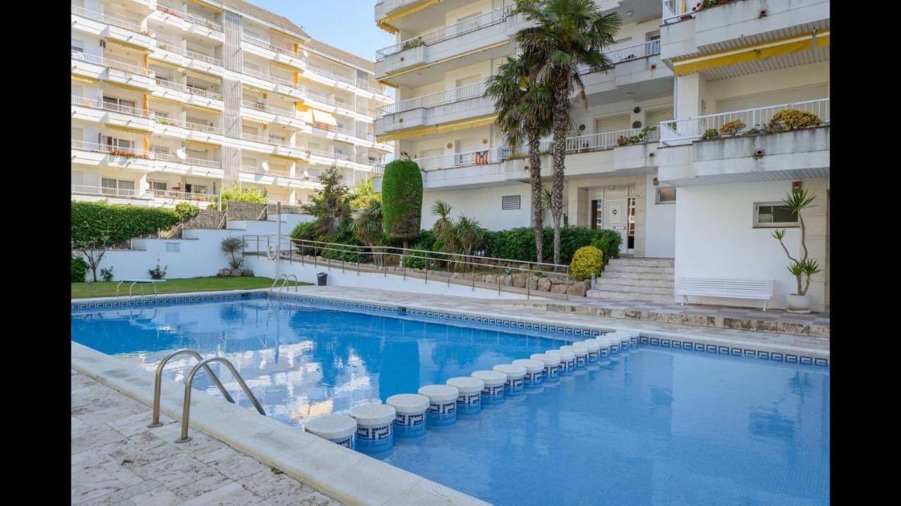 リョレート・デ・マルRomantico Piso De La Playa Fenalsアパートメント エクステリア 写真